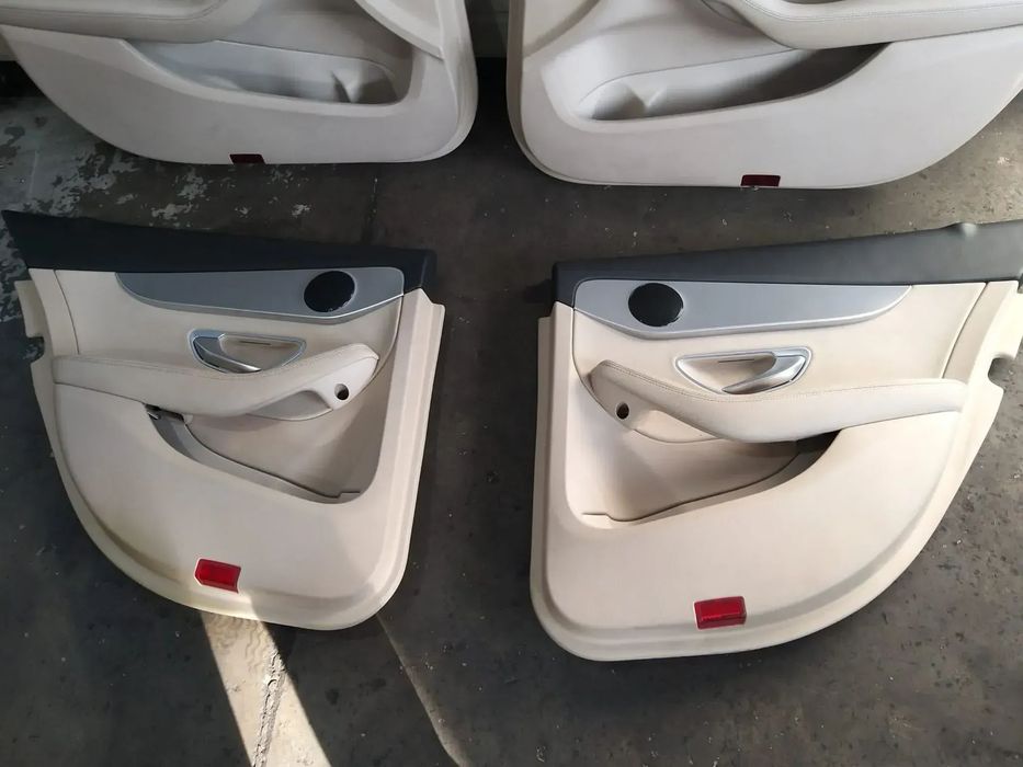 Set fete tapiterii usi mercedes c class w205