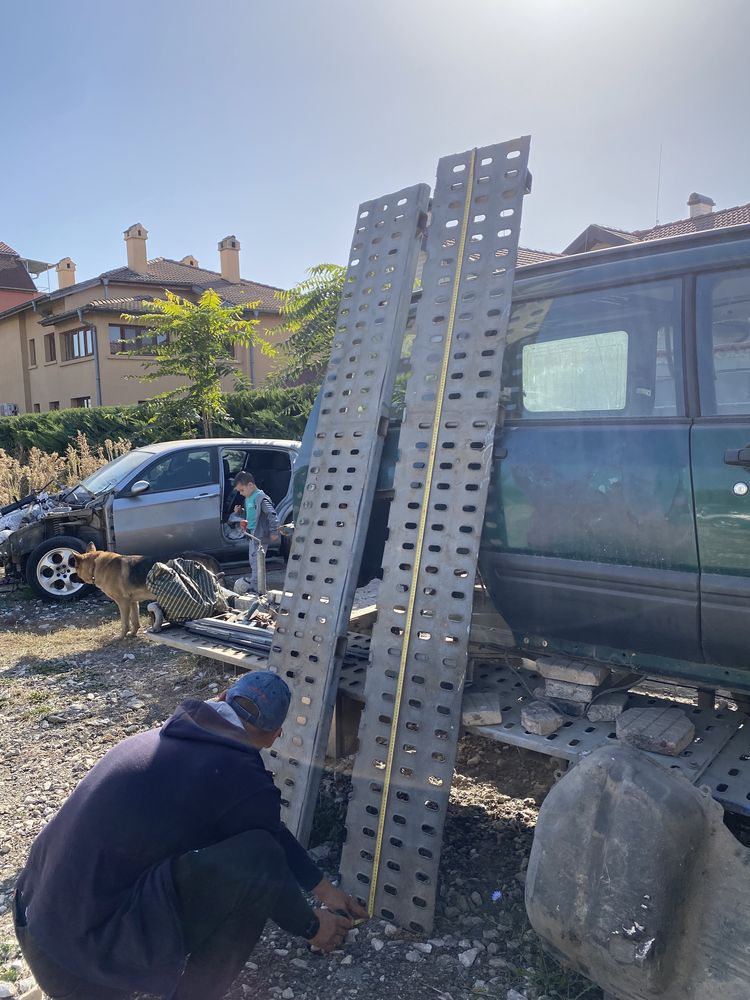Поцинковани пътеки от автовоз