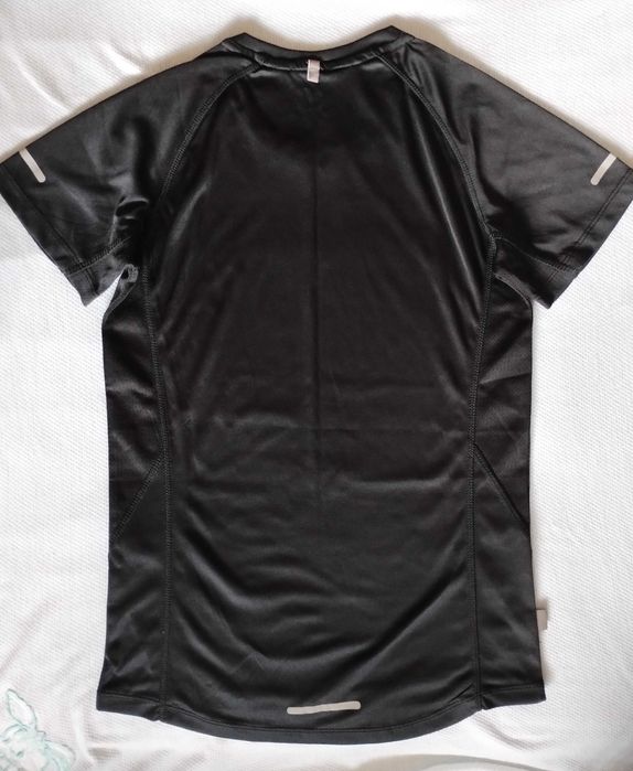 Спортни екипи Karrimor за бягане и фитнес