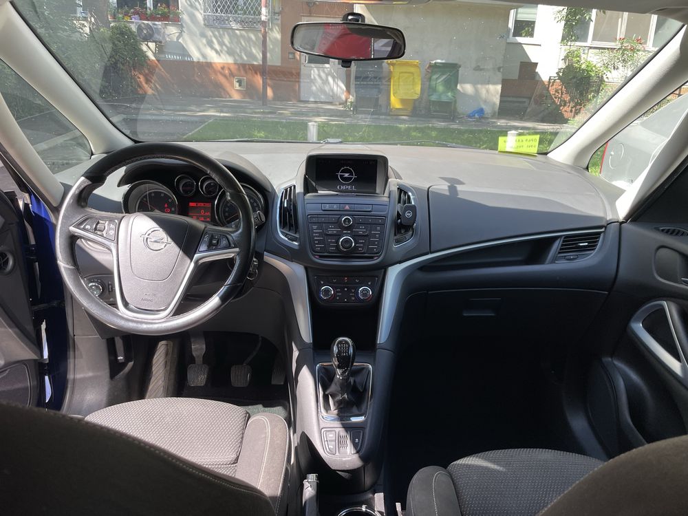Opel Zafira Tourer