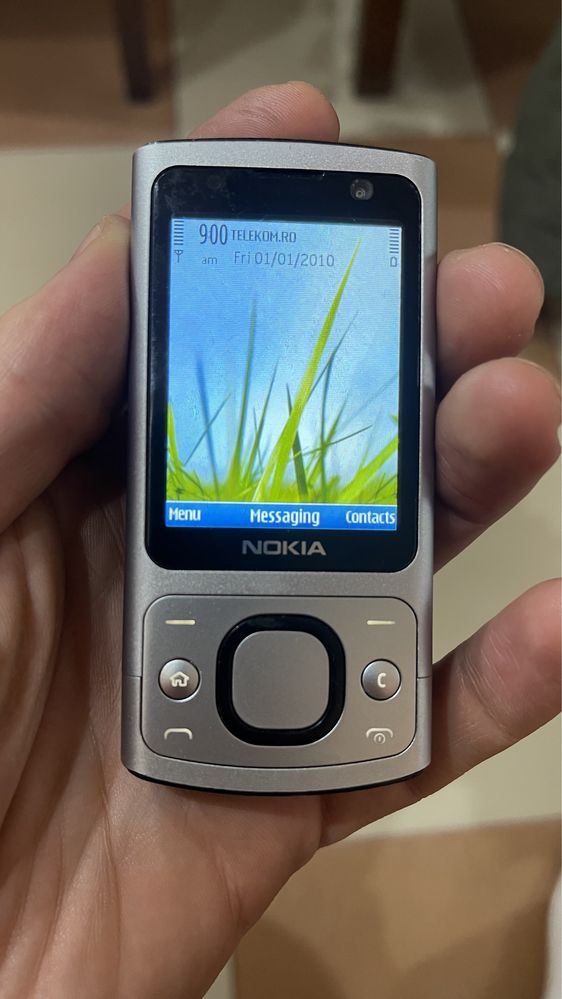 Nokia 6700 slide impecabil liber retea