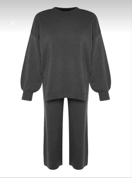 Тъмно сив комплект от 2 части