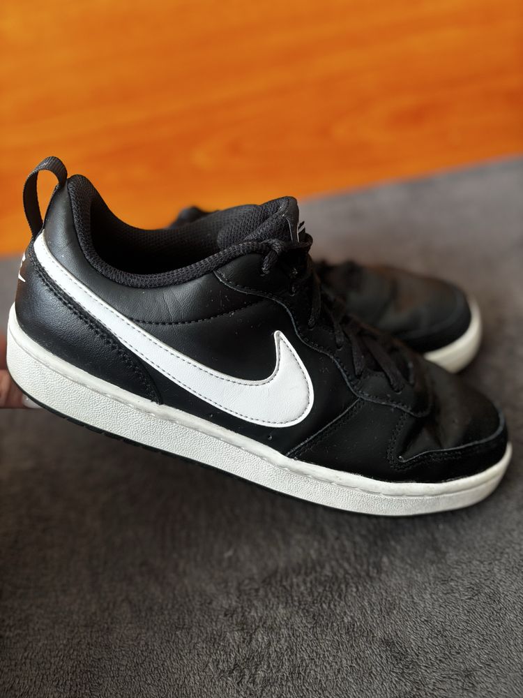 Кожени кецове Nike