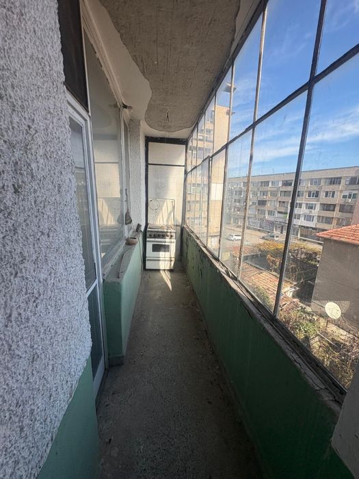 Продава се Двустаен апартамент в Търговище, Център - 71 кв.м за 984 €/кв.м - Снимка #11