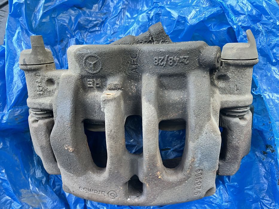 SET Etriere Fata Brembo Mercedes Benz W639 Viano 3.0 V6.2013