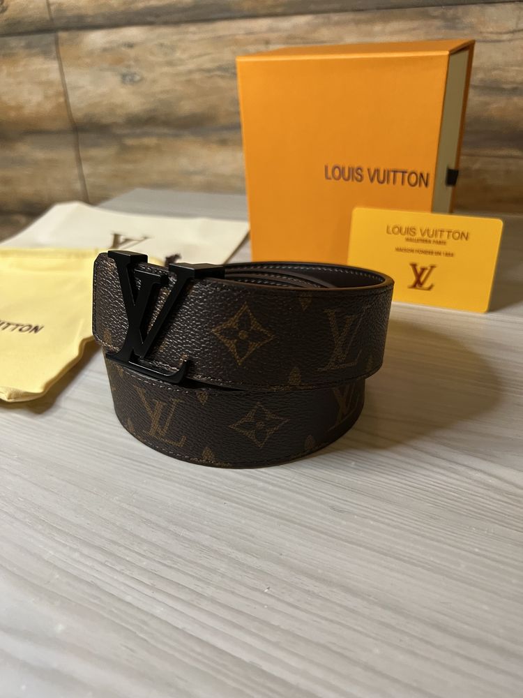 Curea Louis Vuitton Maro/Black Piele 120cm