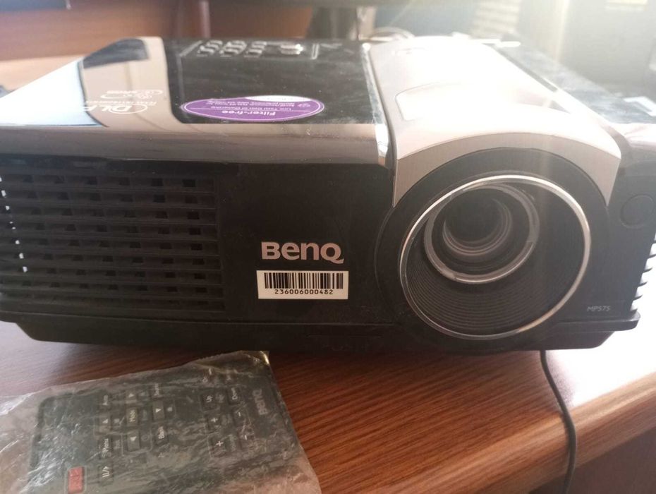 Проектор BenQ MP575