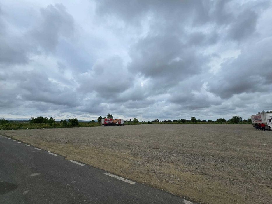 Teren de VINZARE sau INCHIRIEZ = DUMBRAVENI Vrancea 86 ari