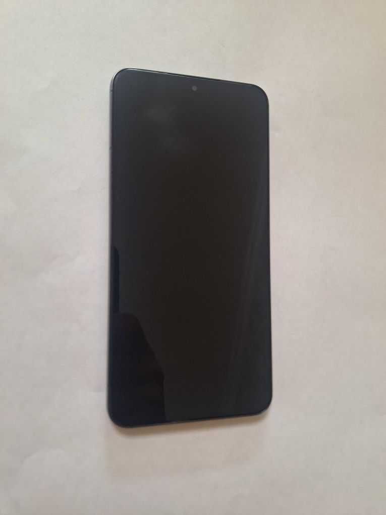 Srochni samsung S22 8/256 sotiladi