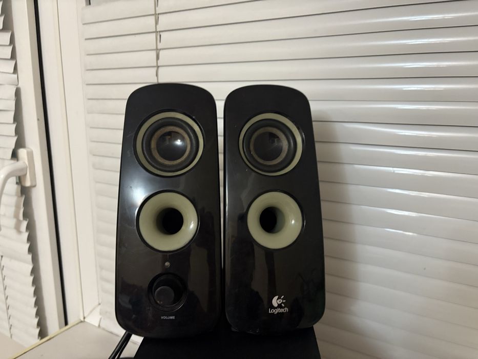 продам колонку Logitech