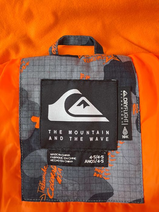 Quiksilver ски комплект 4–5 г. (става и за по-големи) – яке+гащеризон