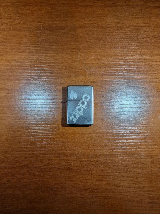 Оригинальная зажигалка "Zippo"