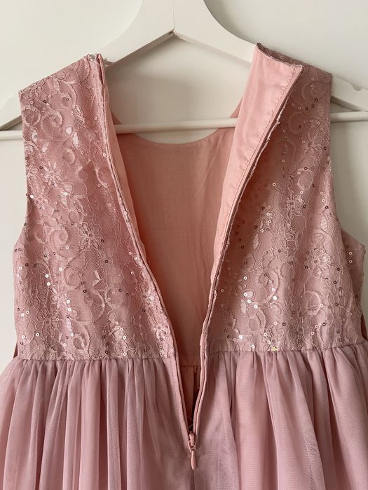 Празнична рокля 152 см