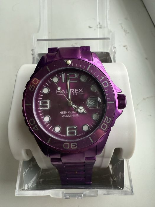 HAUREX соат сотилади