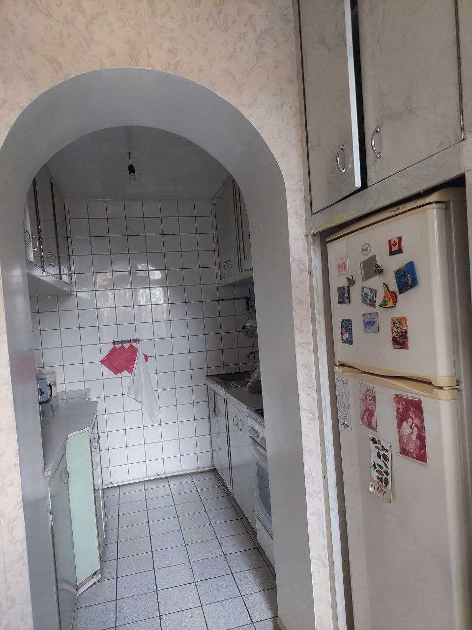 Продам 3-х комнатную квартиру метро БИЙ