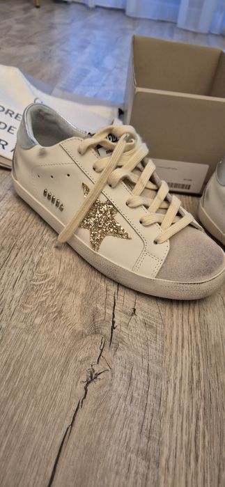 Adidasi Golden goose