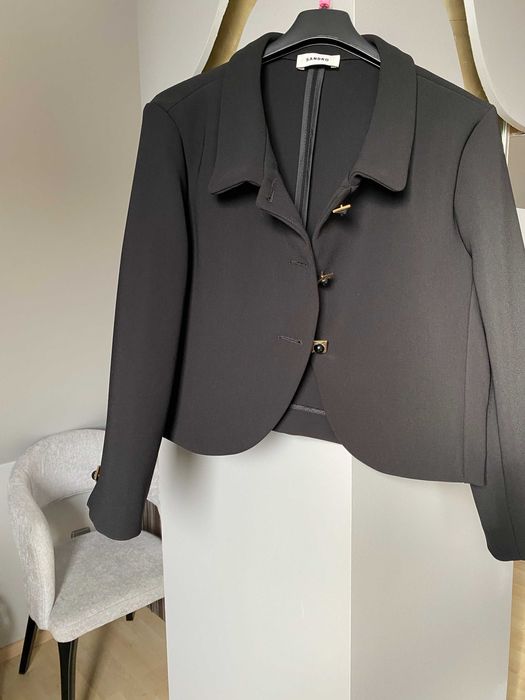 Дамско офицялно сако SANDRO