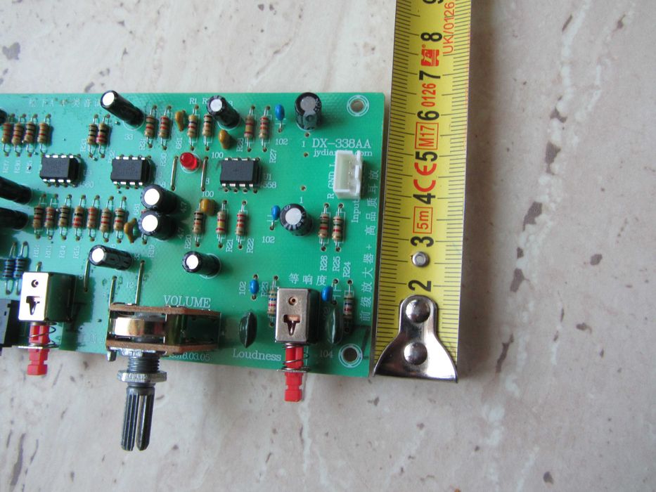 Preamplificator audio regulator compensare fiziologica loudness