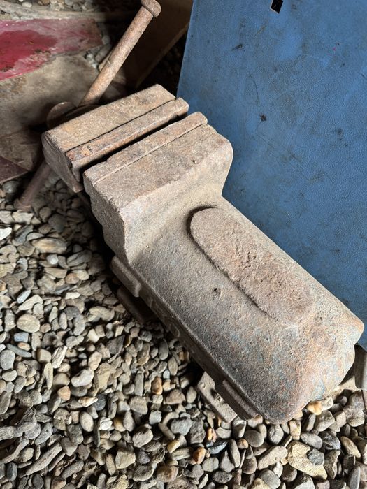 Vand menghina romaneaca