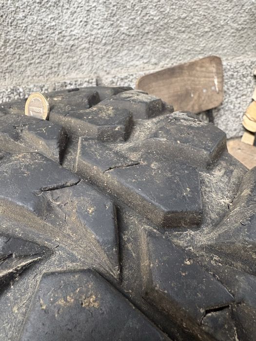 Джанти с гуми 235/75/15 за витара