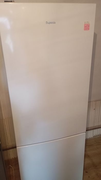 Продам холодильник почти новый. Доставка бесплатно