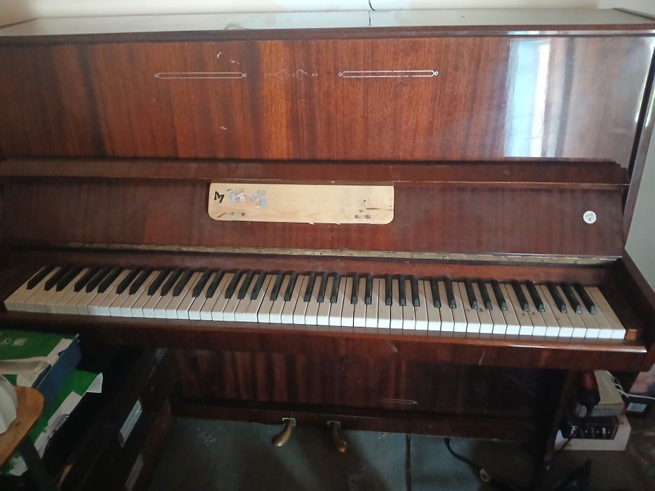 Фортепиано продаётся дёшево