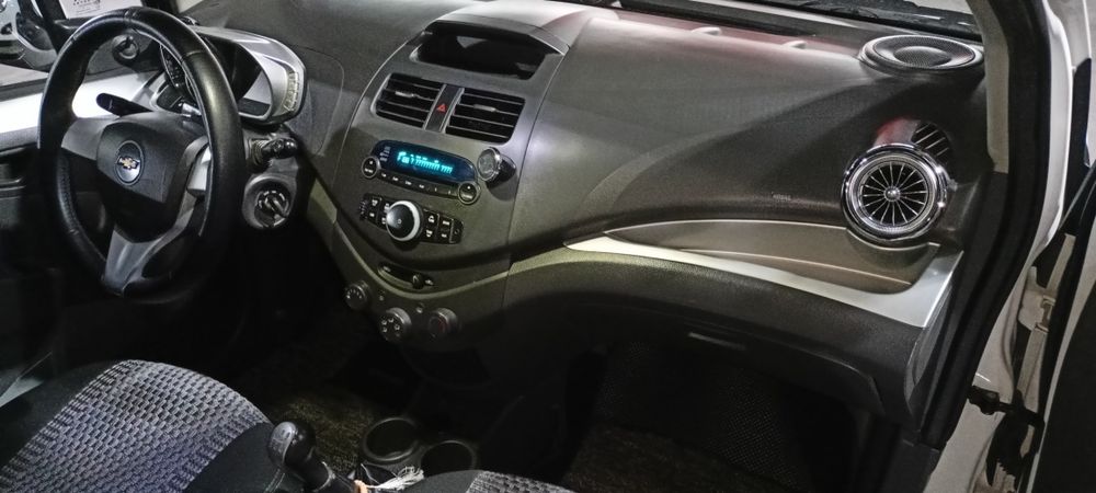 Spark moshina sotiladi