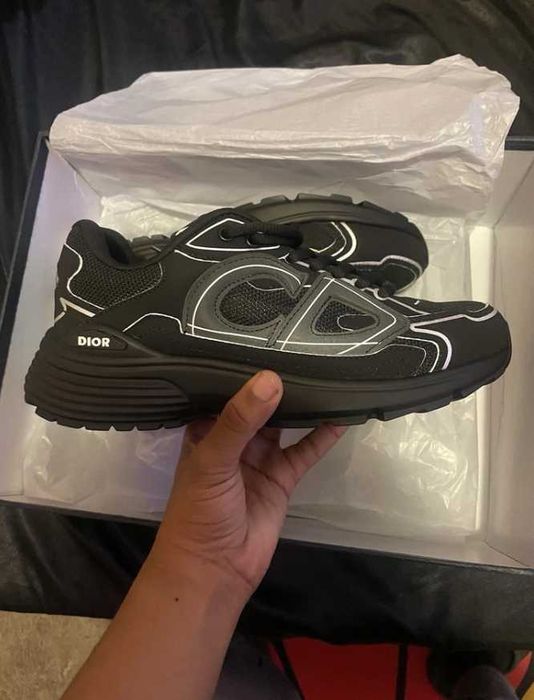 Dior B30 Triple Black (reflective)