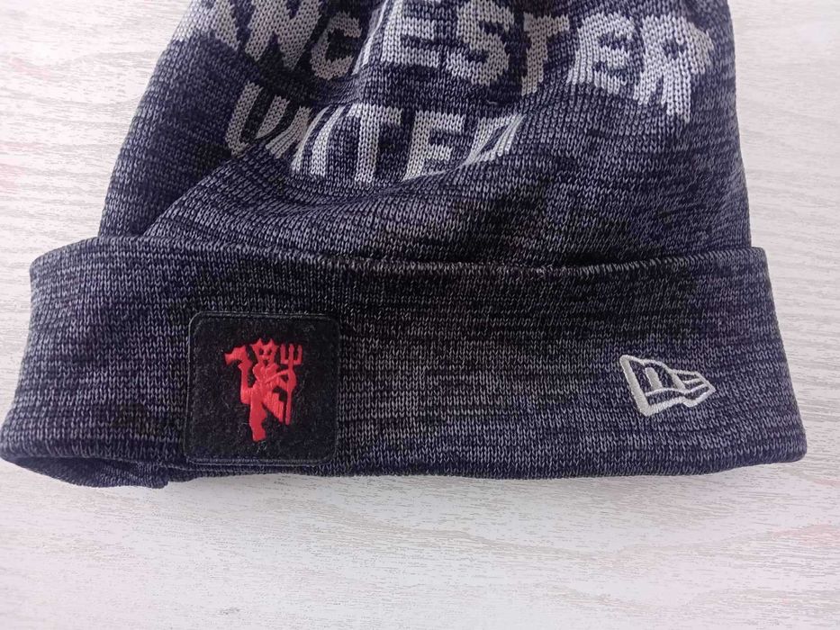 НОВА Manchester United New Era зимна шапка