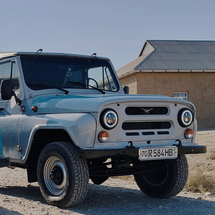 Uaz 31512 sotiladi