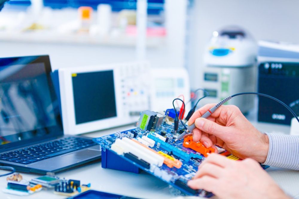 Service reparatii si mentenanta aparatura medicala