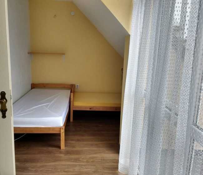 Дава се под наем Тристаен апартамент в Пловдив, Централна гара - 90 кв.м за 392.7 € - Снимка #1