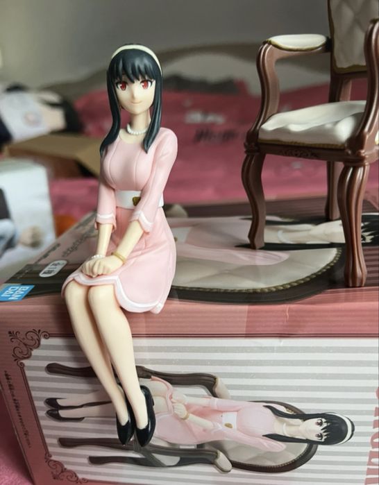 Spy x Family figurine Loid si Yor Forger