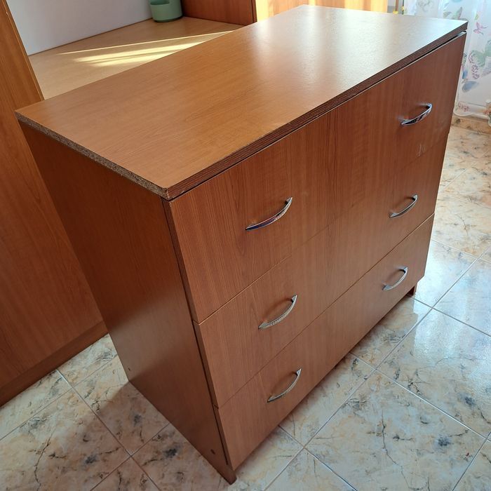 Set masuta si scaun pt fetita, comoda 3 sertare