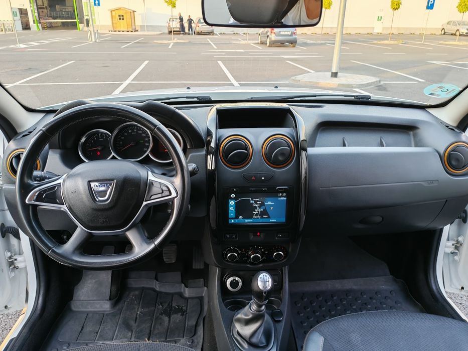 Dacia Duster EXPLORER 1.5 2017 4x4 Cârlig Camera Navigatie Euro 6