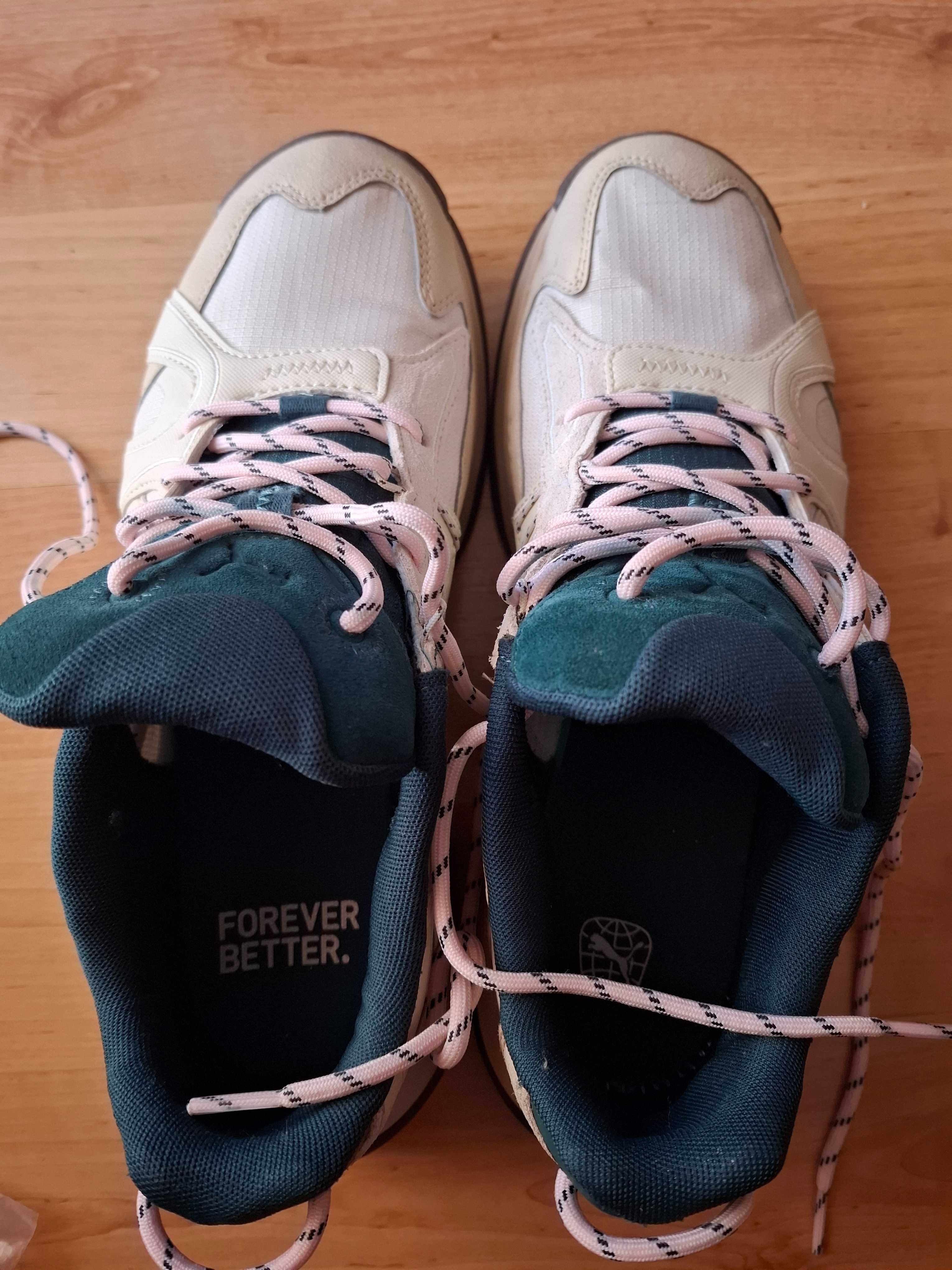 Дамски туристически обувки Puma Explore