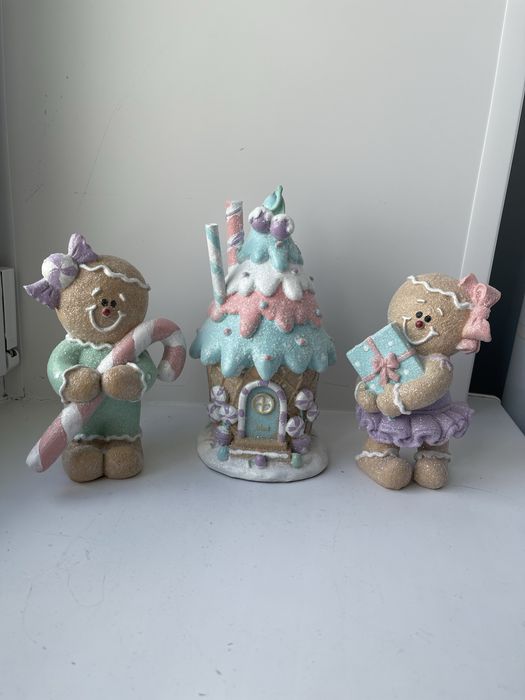 Новогодняя статуэтка