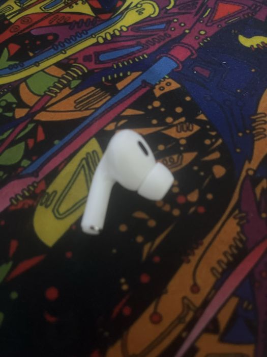 Airpods 3 про2 в хорошем состоянии