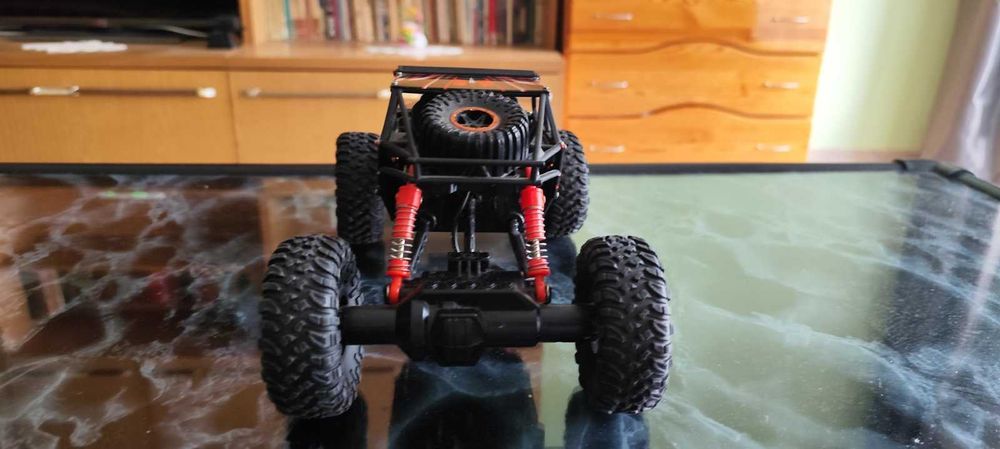 Продавам детска играчка-бъги с дистанционно