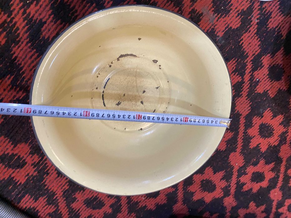 Сотилади эмаль  тогора сомса учун
Сотилади эмаль тогора