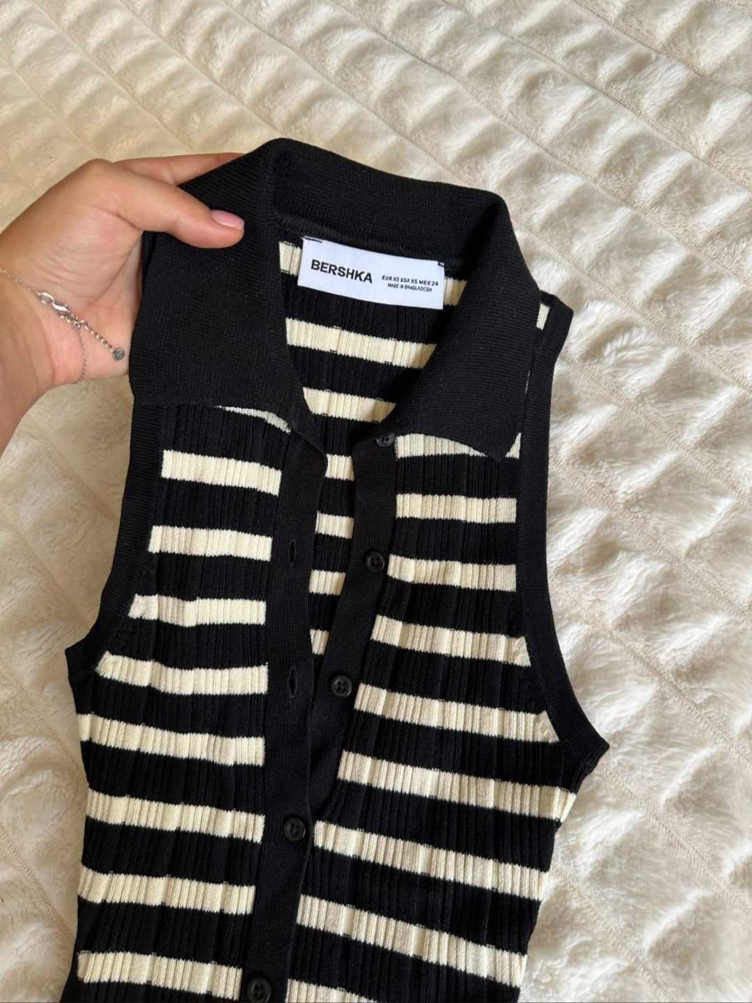 Платье Bershka ideal holati