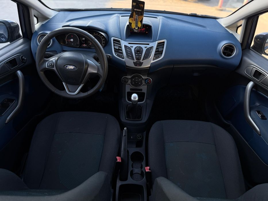 Ford Fiesta 1.2 Benzina 2009 avariat,lovit,defect