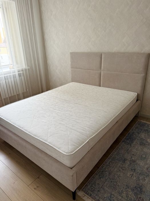 Продам кровать 160*200 с ортопедическим матрасом