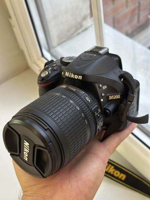 Nikon 5200 с обьективом 18/105 фото /видео режим.