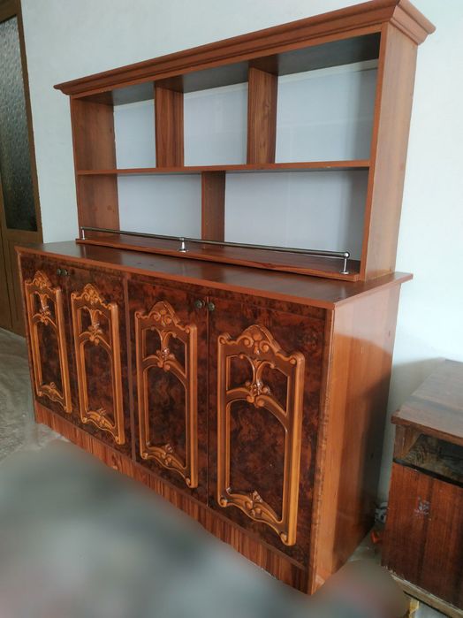 Кухини мебил настений