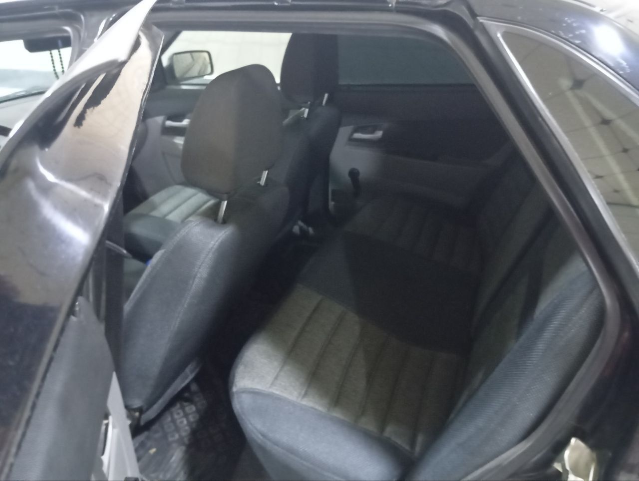 Lada priora 1.6 srochni sotiladi