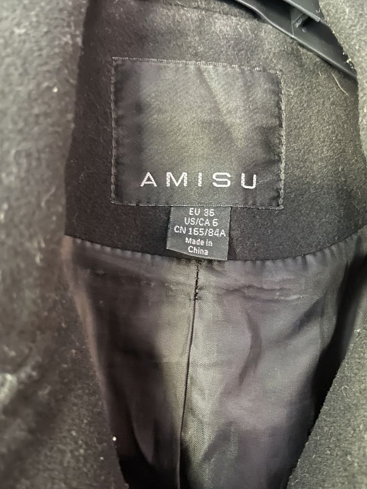 Дамско палто Amisu.