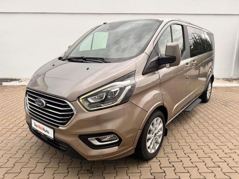 Ford Tourneo Custom Ford Tourneo Custom, 8 locuri, automat