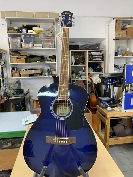 Гитара декоративная синяя