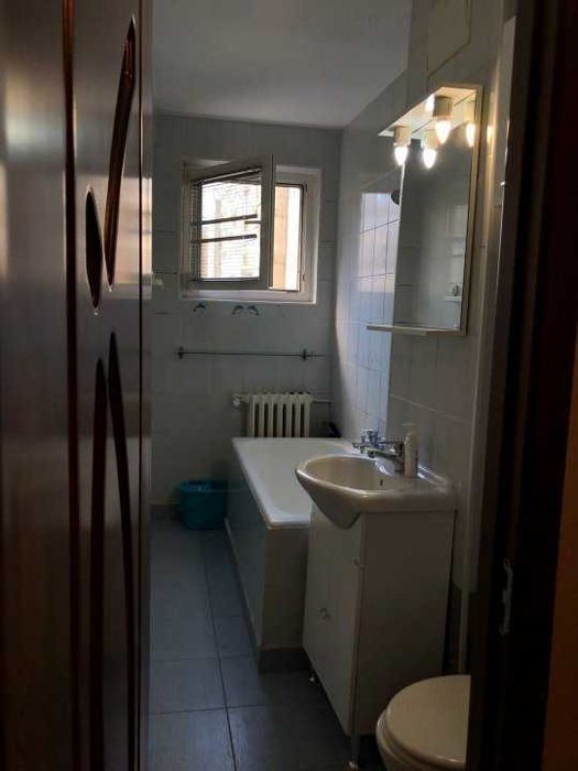 Garsoniera Tineretului metrou